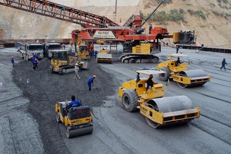 vat-lieu-xay-dung_thi-cong-be-tong-dam-lan