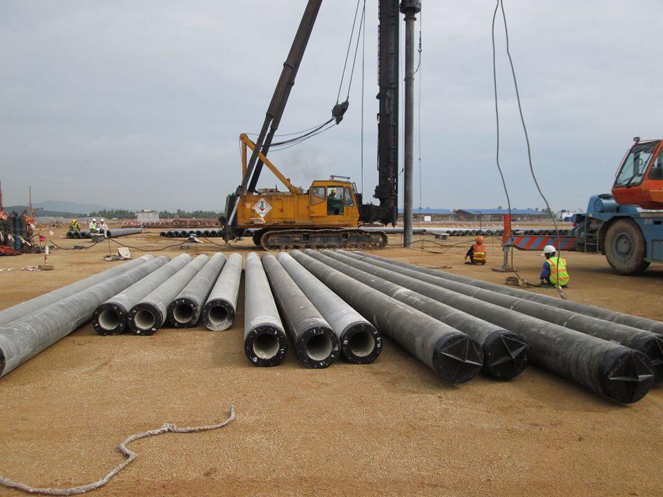 So Sánh Cọc Ly Tâm Và Cọc Vuông 