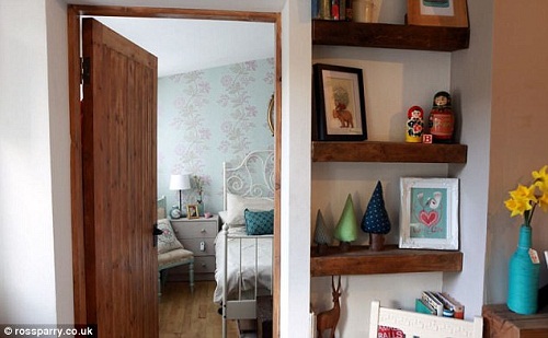 Bỗng nổi tiếng toàn nước Anh sau khi sửa nhà